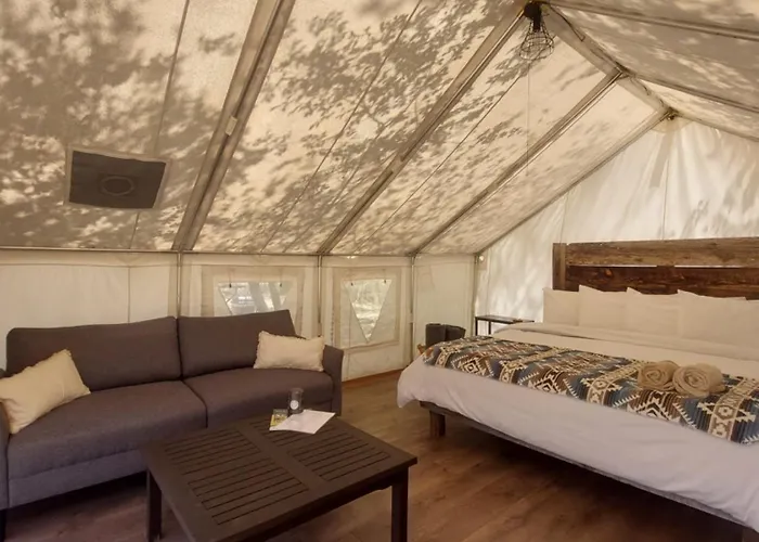 Gateway Glamping